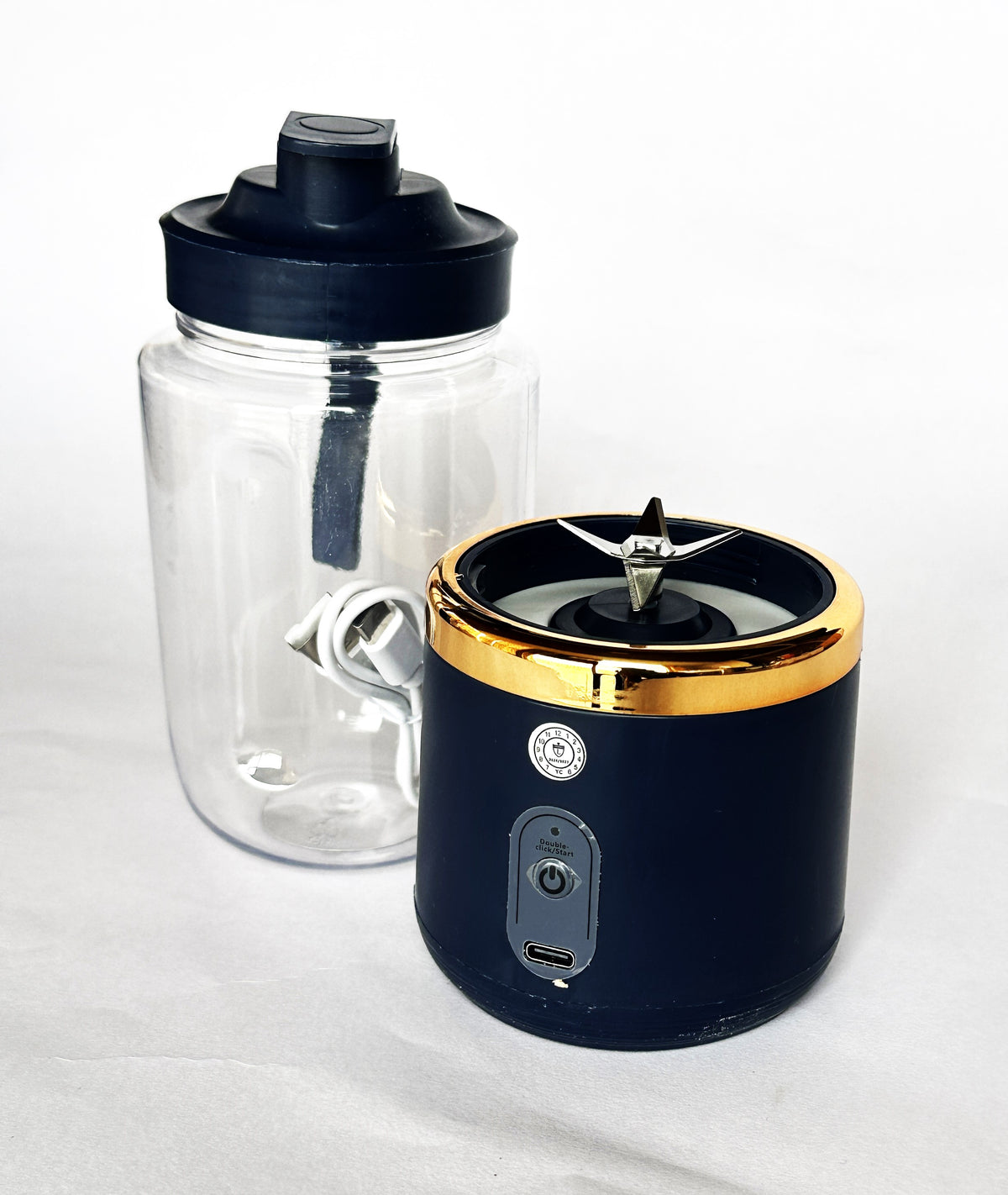 Portable Mini Juicer 400ml × 2 – Multi-Function Rechargeable Blender Cup